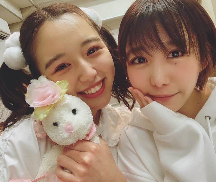 小嶋結里亜さんのインスタグラム写真 - (小嶋結里亜Instagram)「.﻿ .大切な仲間であり、大好きな6人。♡﻿  紗季以外は千秋楽後のぼろぼろな 状態で撮りました🤍笑 ﻿ ❁﻿ ﻿ ❁﻿ ﻿ #追憶 #舞台 #nanaproduce #ナナプロ ﻿ #サンモールスタジオ #罰チーム ﻿ #櫻井紗季 #織田あいか #葉山昴 ﻿ #上遠野太洸 #神岡実希 #永吉悠人 ﻿ #妃乃ゆりあ ﻿」1月30日 14時33分 - hino_yuria127