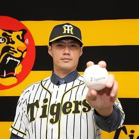 チェン・ウェイン（WeiYin Chen）のインスタグラム：「阪神虎陳偉殷  #一生懸命  @hanshintigers_official」