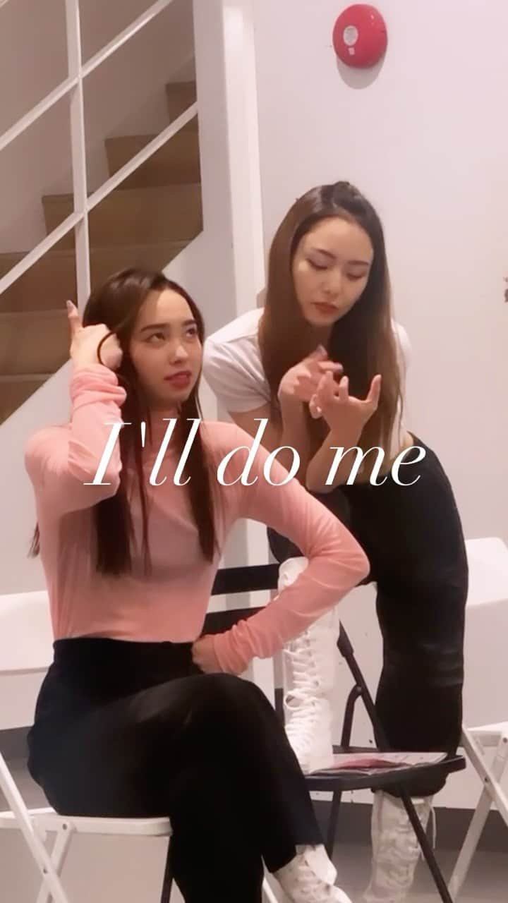 のインスタグラム：「演技派2人📞🙋🏻‍♀️🤷🏻‍♀️💕💗 @usennext_imoon  @haruka_imoon  @ai________08」