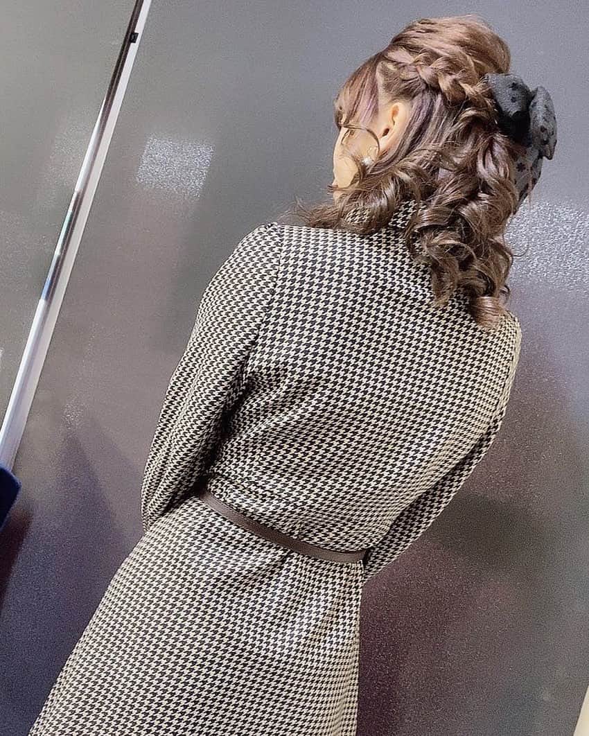 石原美沙紀のインスタグラム：「ラジオ公開収録📻ありがとうございました💖🥰 呼んでいただけて嬉しい！またラジオ出たいなぁ〜。 応援に来てくださりありがとうございました！ 本日のコーデとヘアスタイル。  #instagood #instalike #instafashion #japanesegirl #cute #自撮り #自撮り女子  #ガーリー  #アイドル #地下アイドル #今日のコーデ #ファッション #selfie #followｍe #likeforlikes  #ピンクヘアー #ピンクブラウン #ヘアアレンジ #ヘアスタイル #サロンモデル #salon #salonmodel」
