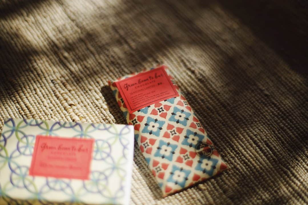 Kojima reikoさんのインスタグラム写真 - (Kojima reikoInstagram)「違いの分かる人にこそ 喜ばれるチョコレート。  バレンタイン用boxと台湾の中医漢方専門医院『意一堂』とコラボした真珠粉を使用したチョコレート。  まだ今年どこのチョコにするか悩んでる方は是非。  本当に美味です。  @greenbeantobar_chocolate   #valentinebonbonchocolatbox #自分用にも #むしろ女友達にあげたい #有名ブランドより貰ったら嬉しい #チョコレートにはうるさいほうです Thx💚@takahirohigashiyama」1月30日 16時47分 - reikokojima