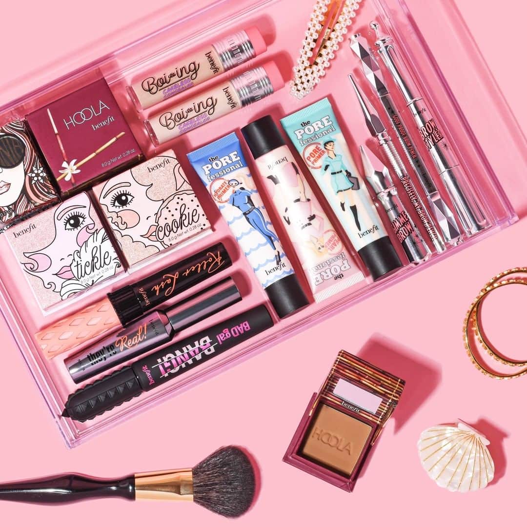 Benefit Cosmetics UKさんのインスタグラム写真 - (Benefit Cosmetics UKInstagram)「Happy weekend 🥳  Our agenda for the weekend? 😴🍕🖥 Comment your answer using emojis👇」1月30日 17時00分 - benefitcosmeticsuk