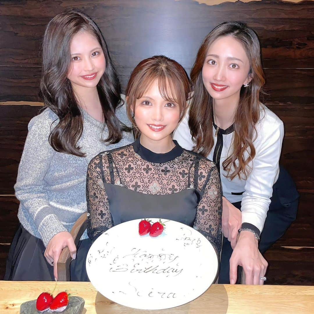 曲渕伊代のグルメインスタ