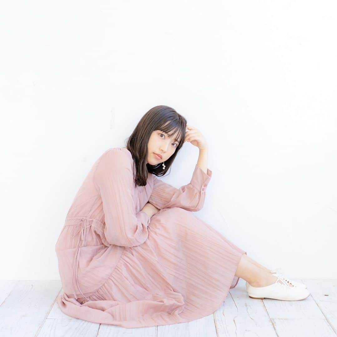 渥美友里恵のインスタグラム：「#photography #portrait」