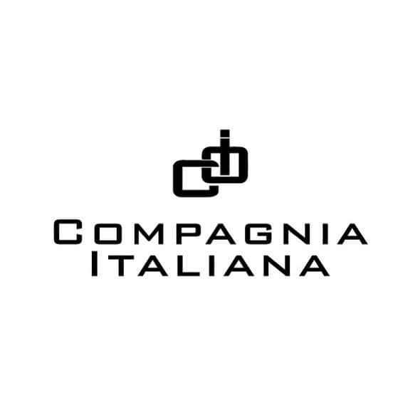 のインスタグラム：「La stagione dei saldi è quasi finita e CI MODA group si prepara a lanciare la nuova collezione PE21 di @compagniaitaliana e Friendly Sweater con entusiasmo e passione, ma salutando la stagione invernale con saldi pazzeschi ✨✨ alcuni esempi in questa mini clip Buon fine settimana💥💥  #sales #weekend #fun #ready #fw20」