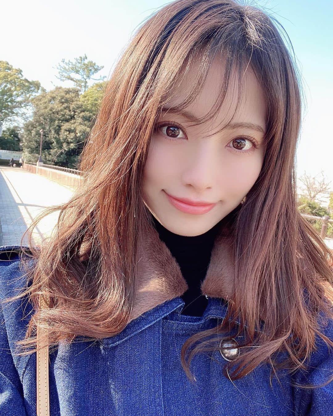 橘沙奈 橘沙奈さんのインスタグラム写真 - (橘沙奈Instagram)「* 昨日は @neome_life へ😇 @kyohei_neomelife  さんに整体してもらって 最後に小顔矯正してもらったよ💆‍♀️ * * 結構痛かったんだけど、 それほど顔凝り固まってるんだなって思った😂💦 *  しかも施術して鏡見たら ...
