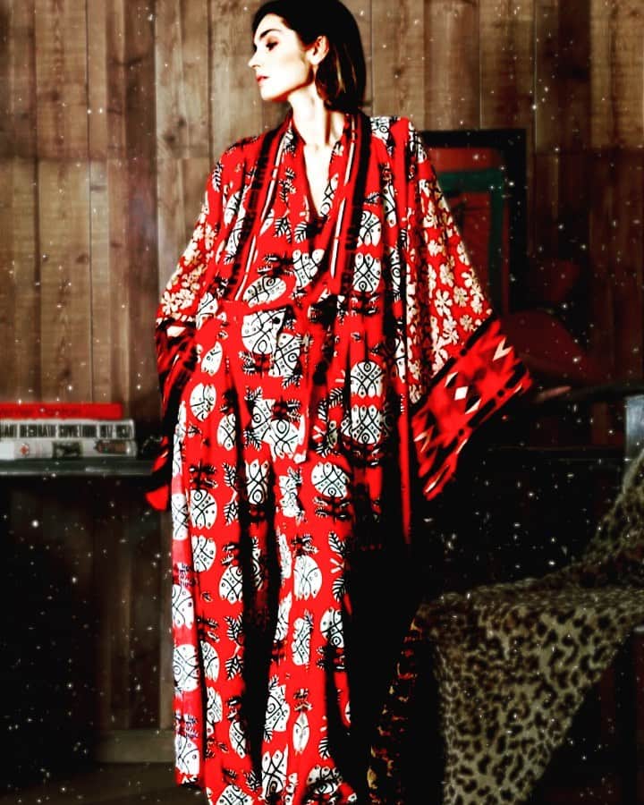 のインスタグラム：「❤️mimi Liberté PF21❤️  presented physically at our Michel Klein Paris showroom and digitally through Joor with Zoom appointments available upon request  infos @fct.fashion #mimiliberté #michelklein #online #PF21  #PFW  #farwest #northpole #travellingthroughtheworld  #shearling #suede #silk #cotton #cashmere #prints #embroidery #colors #mimi Liberté #michelklein  Photographed by @micheleblochstuckens  Model @romanegreze  Hair @carolinebufalini_hair  Makeup @aline_schmitt_1  Creative director @capucinesafyurtlu」