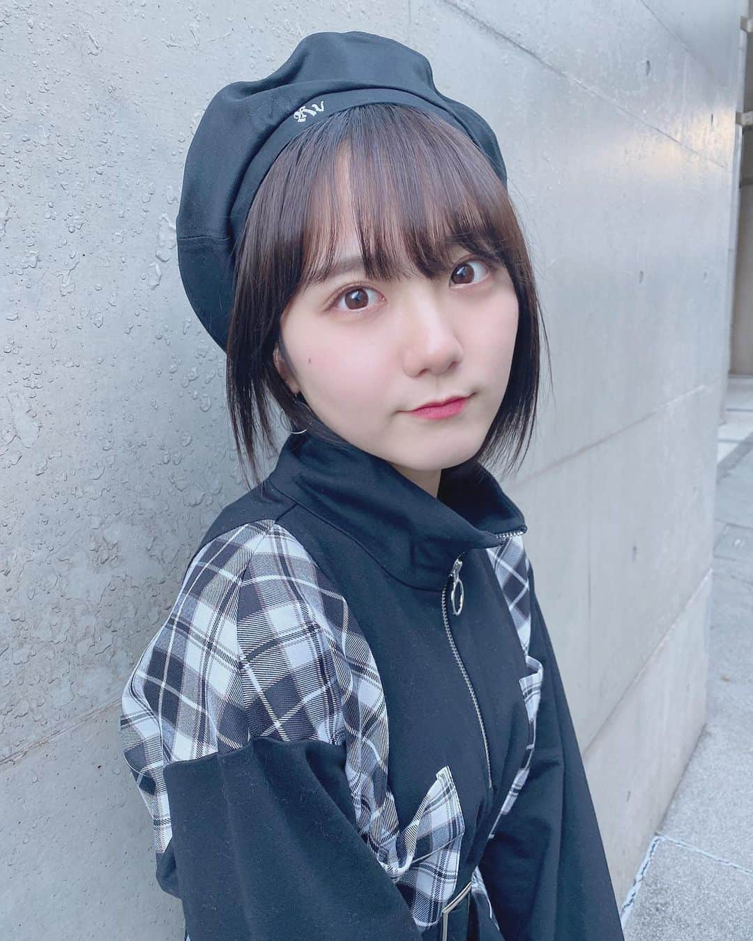 田口愛佳さんのインスタグラム写真 - (田口愛佳Instagram)「オンラインお話し会*･゜  #ベレー帽」1月30日 19時09分 - t_manaka.12