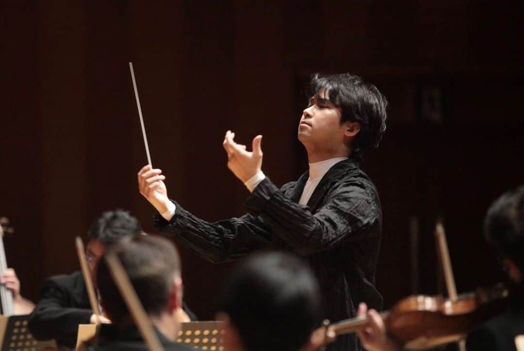 のインスタグラム：「Wonderful Mozart program week with Orchestra Ensemble Kanazawa! Bravo to all👍  #orchestraensemblekanazawa#mozart」