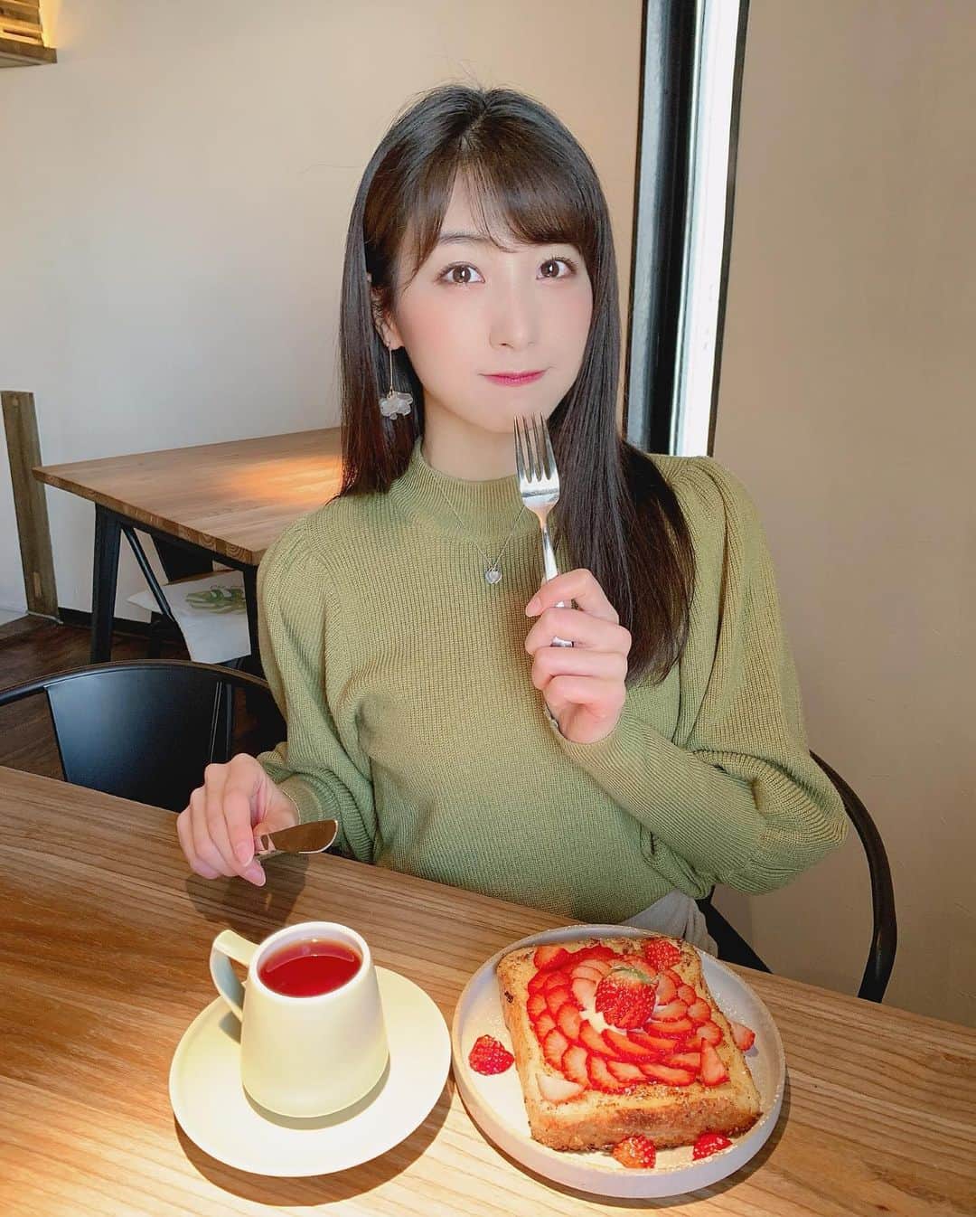 関根ささらのグルメインスタ