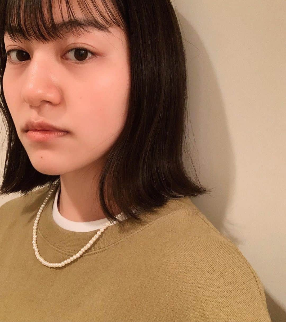 金井美樹 のインスタグラム：「ネックレスを作りました🌿﻿ 時間があっという間にすぎます🥱﻿ ﻿ #手作り#ビーズアクセサリー #パールネックレス」