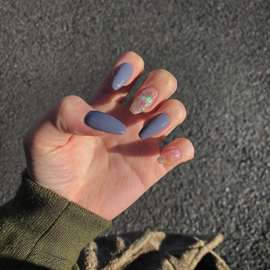 かれんのインスタグラム：「#selfnail」