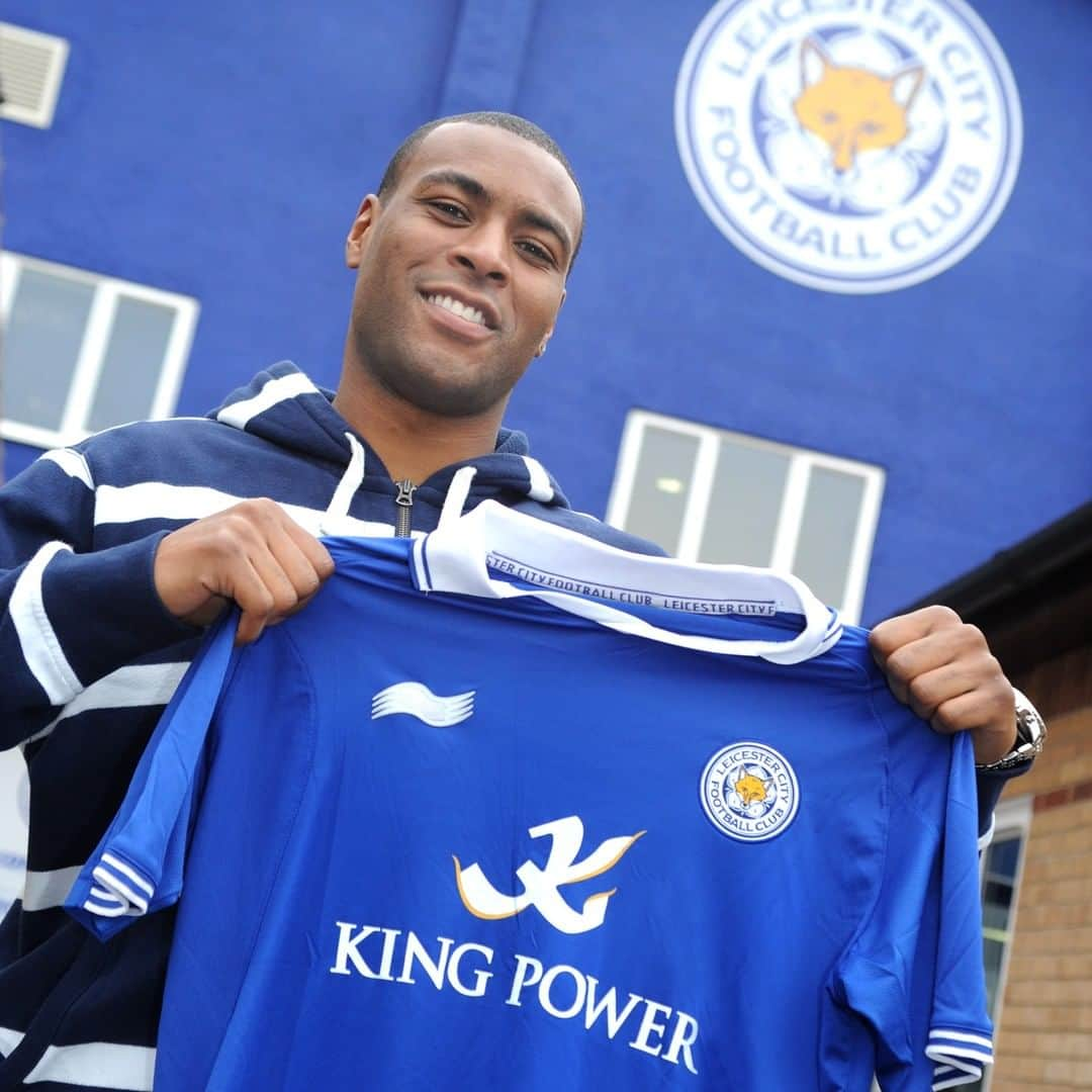 レスター・シティFCさんのインスタグラム写真 - (レスター・シティFCInstagram)「Wes Morgan signed for the Foxes #OnThisDay in 2012! 🦊📝  #lcfc」1月30日 20時01分 - lcfc