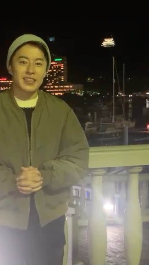富田健太郎のインスタグラム：「インスタライブご視聴ありがとうございました。 カレンダー発売嬉しいです。  詳細はこちらです！  https://www.hmv.co.jp/news/article/2101251026/  https://www.asmart.jp/kentaro-tomita」