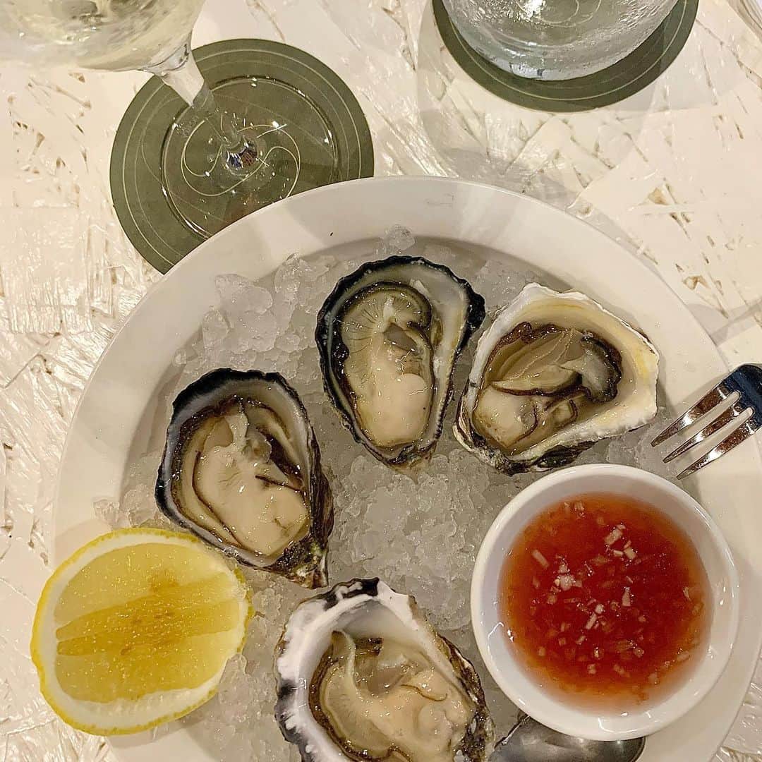 のインスタグラム：「🦪」