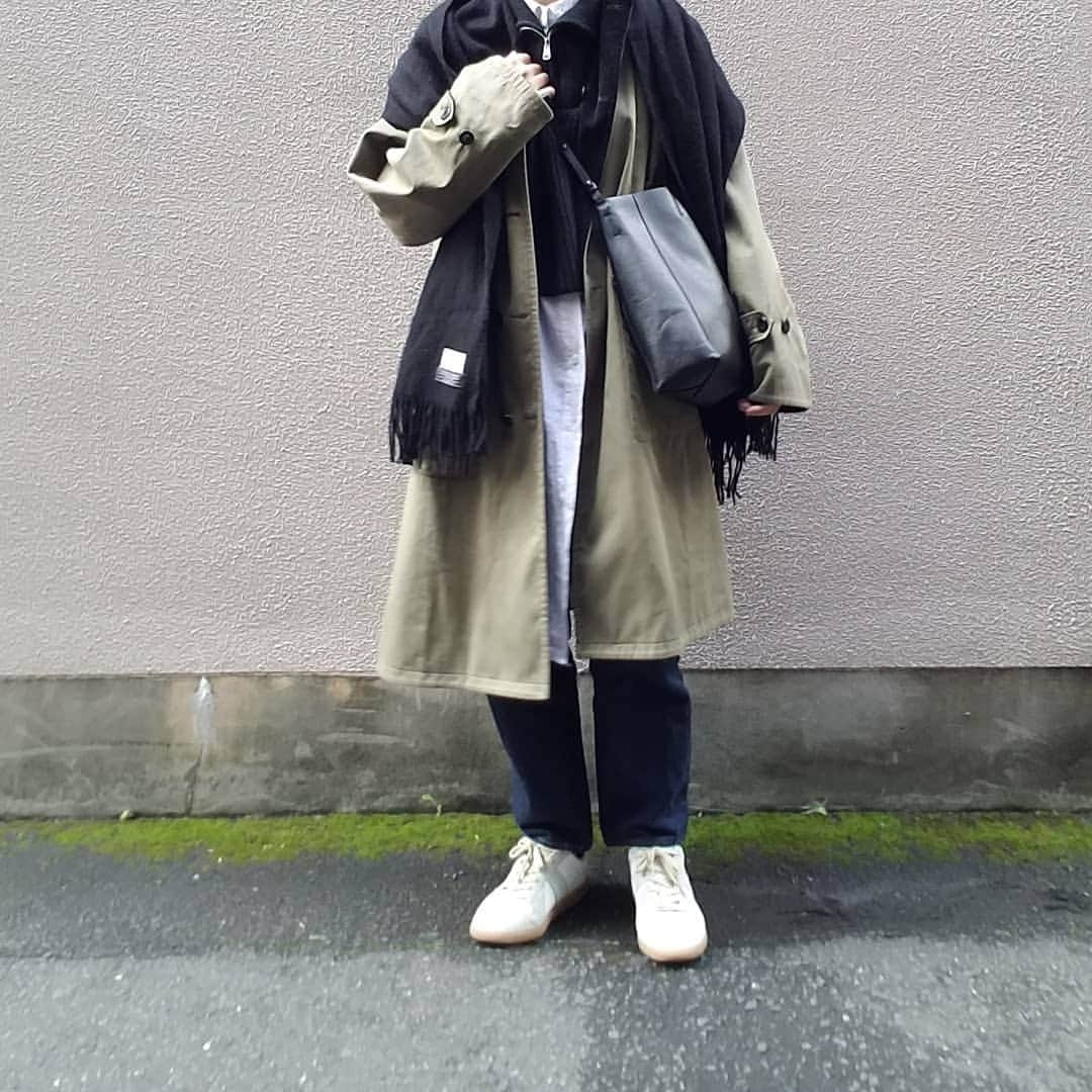 miii.iiiieさんのインスタグラム写真 - (miii.iiiieInstagram)「*** リバーシブルコートは便利 리버시블 코트 유용  #coordinate#acnestudious#zara#dholic#yaeca#studiotomboy#celine#maisonmargiela#casualfashion#데일리코디#데일리룩코디#스튜디오톰보이#메종마르지엘라#야에카#자라#아크네스튜디오」1月30日 21時18分 - miii.iiiie