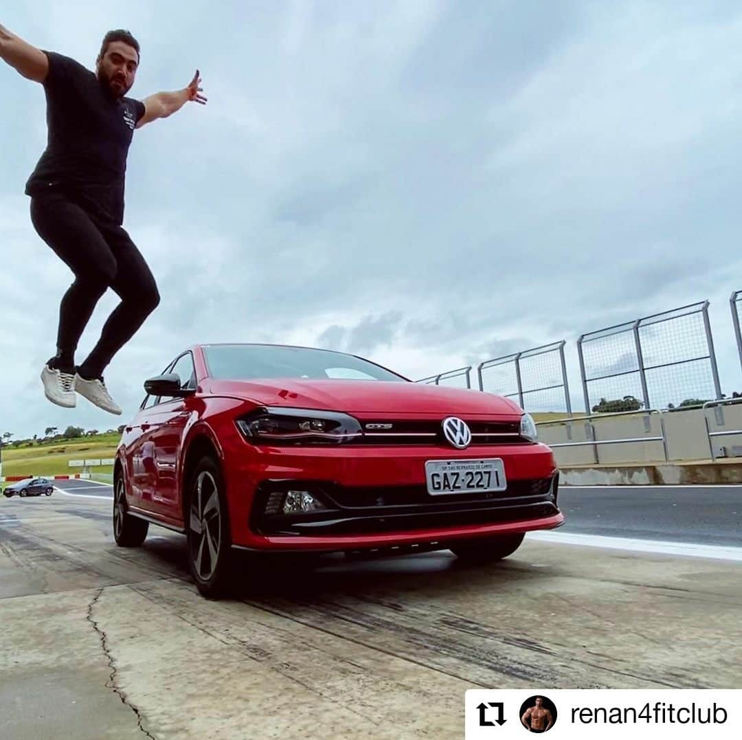 Volkswagen do Brasilさんのインスタグラム写真 - (Volkswagen do BrasilInstagram)「#Repost @renan4fitclub  . . .   Só mesmo @renan4fitclub para nos dar essas fotos monstras com o Polo GTS. Valeu Renan pelos cliques! #Polo #VWBrasil」1月31日 7時00分 - vwbrasil