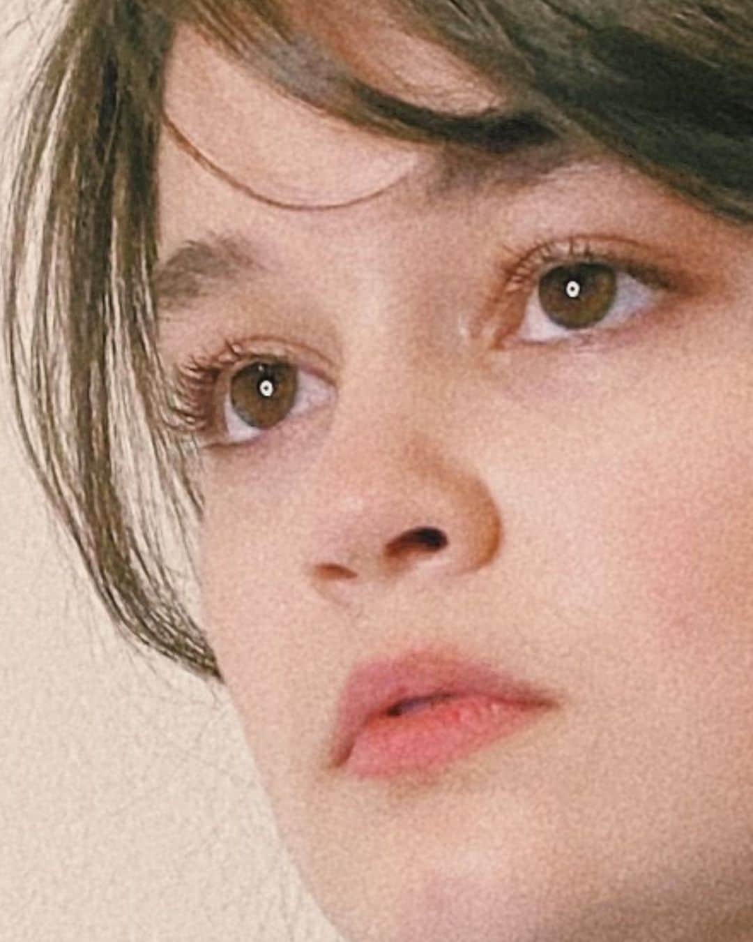 シアラ・ブラヴォのインスタグラム：「face pic.」