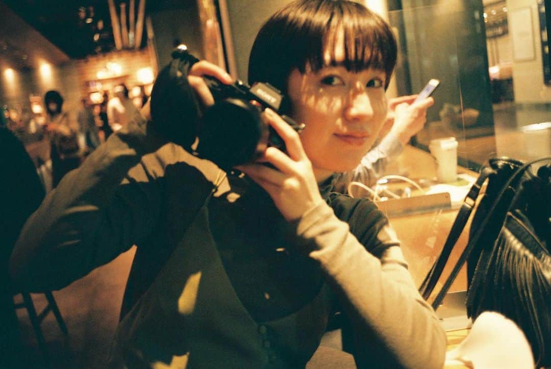 片山陽加のインスタグラム：「フィルムカメラ📷  #カメラ #フィルムカメラ #konicac35  #カメラ初心者  #カメラ女子  #カメラ好きな人と繋がりたい」