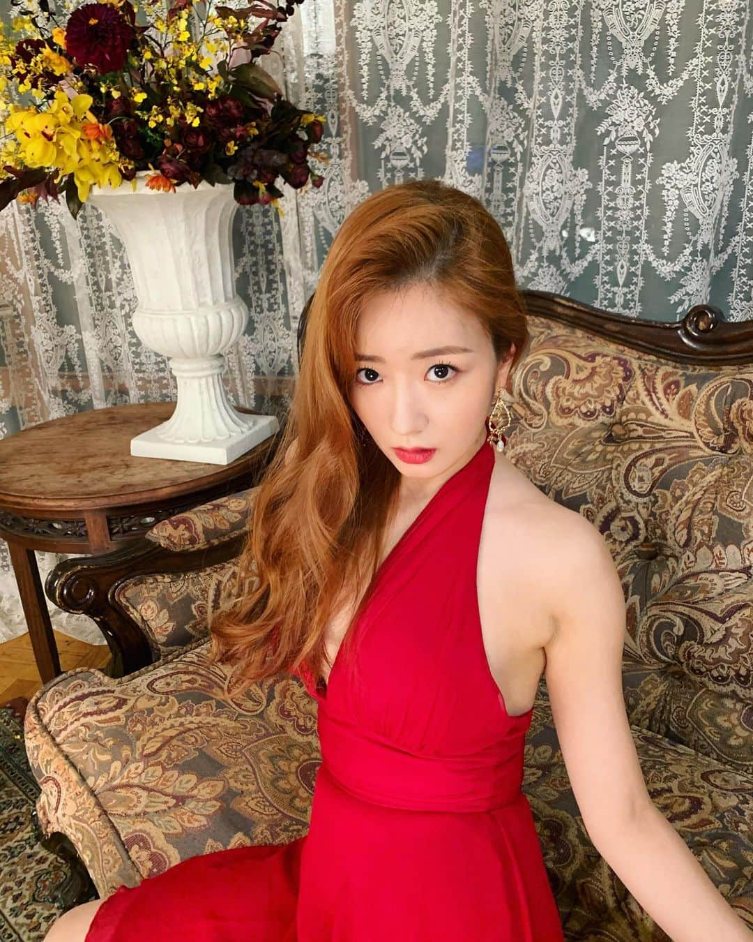 ユン･ボミさんのインスタグラム写真 - (ユン･ボミInstagram)「❤️」1月30日 23時36分 - __yoonbomi__