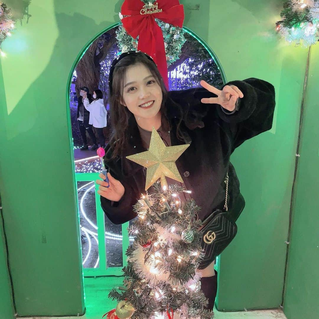 牧野莉奈さんのインスタグラム写真 - (牧野莉奈Instagram)「クリスマスも髪の長さも懐かしい😔💦 実習もあるけどちゃんと投稿していこうって思う今日この頃のオレです🐵🌟  #イルミネーション #あしかがフラワーパーク」1月30日 23時37分 - rnpx_8