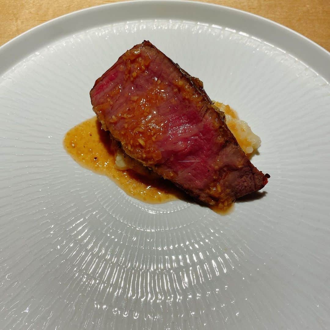 嶋村瞳のグルメインスタ