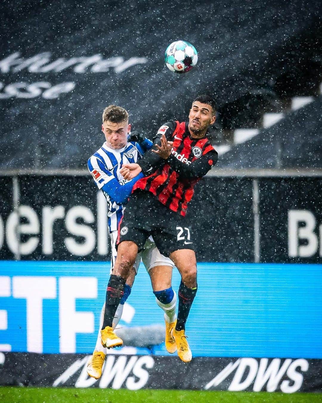 ヘルタ・ベルリンのインスタグラム：「⏸ in Frankfurt! ⏰ . . #SGEBSC #HaHoHe #herthabsc」