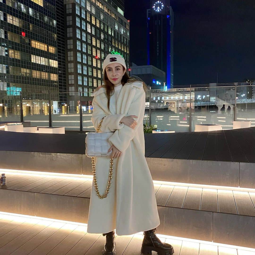 fashion dog loverさんのインスタグラム写真 - (fashion dog loverInstagram)「Have a nice weekend😘  #winter #winterfashion #fashion #fashiongram #fashionstyle #fashionista #fashionblogger #fashionable #ootd #ootdfashion #ootdinspiration #outfitoftheday #outfit #bottegaveneta #prada #chanel#gcds #zara#ファッション#ファッションコーデ #シャネル#プラダ#シャネル」1月31日 1時00分 - chihuahuanyan