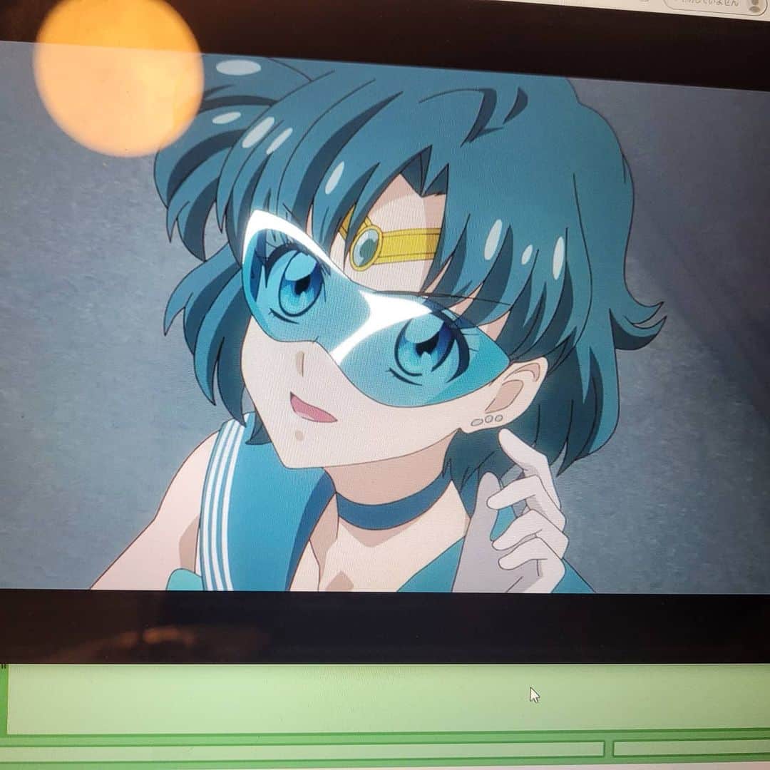 LISACHRISのインスタグラム：「ami🌕」