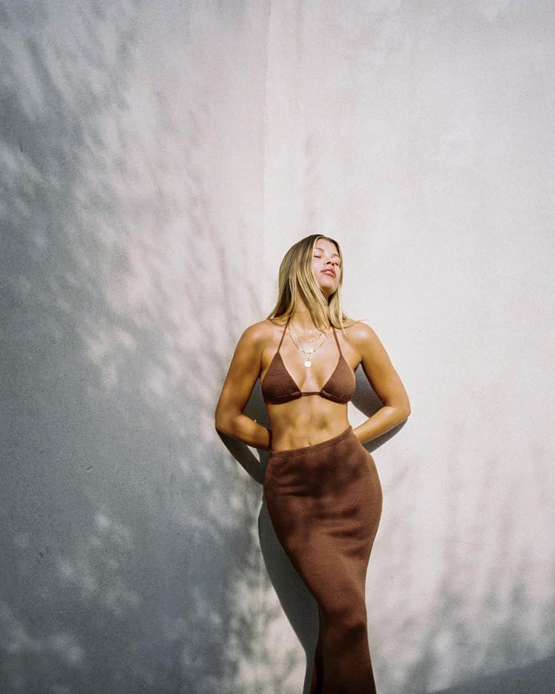 ソフィア・リッチーのインスタグラム：「Summer somewhere」