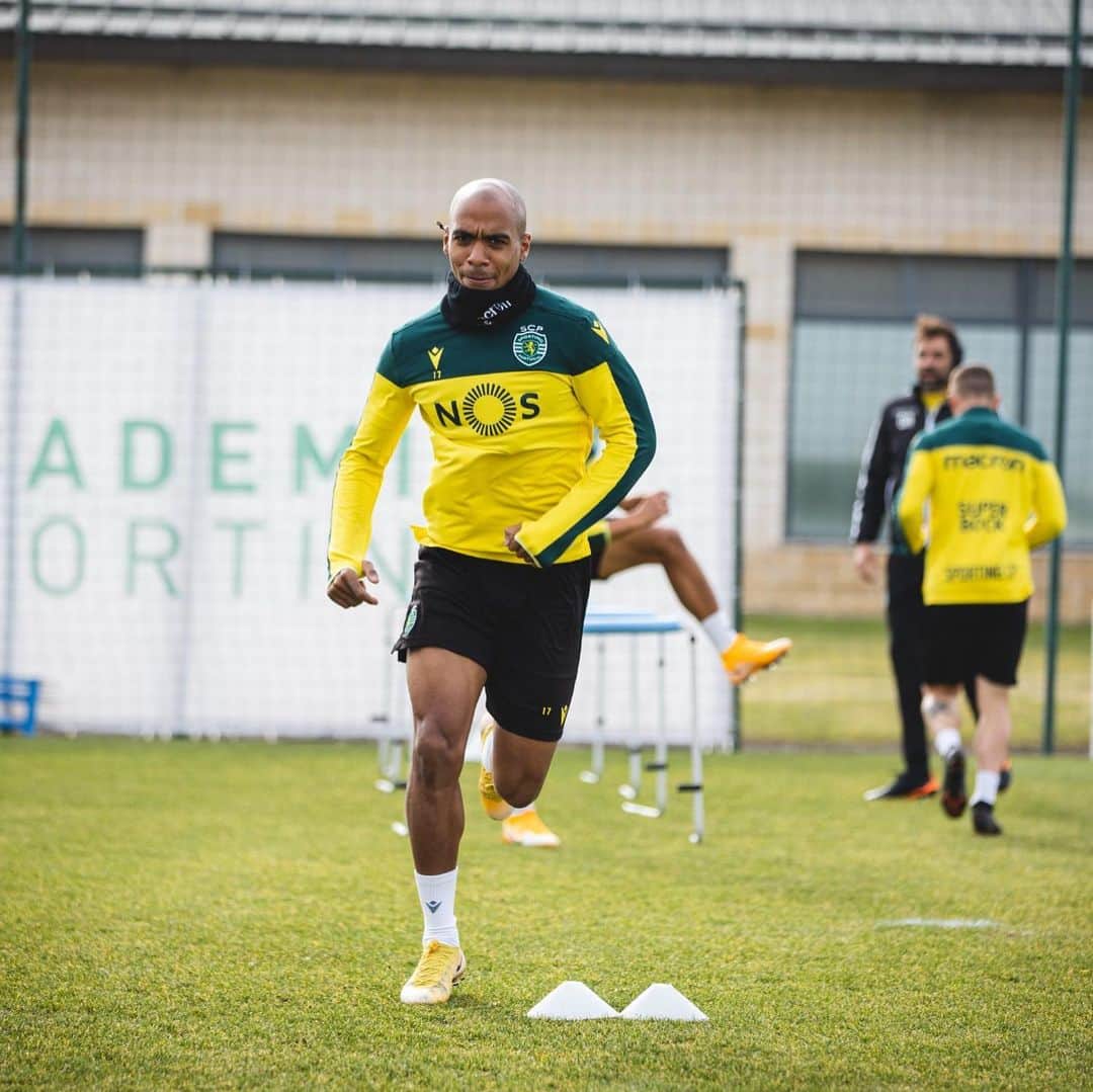 ジョアン・マリオのインスタグラム：「Foco máxima e alegria antes do derby! 🔥🔥 todos juntos para mais uma grande batalha @sportingclubedeportugal 💪🏾💚」