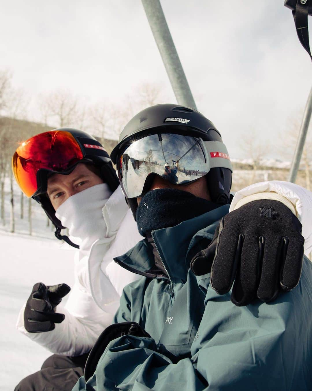 ショーン・ホワイトさんのインスタグラム写真 - (ショーン・ホワイトInstagram)「So pumped to take Travis and his crew riding. He only started a month ago and is already hitting the park !! Thanks for the epic day man, I've been a long time fan. "Let's go!!" @travisscott」1月31日 3時51分 - shaunwhite