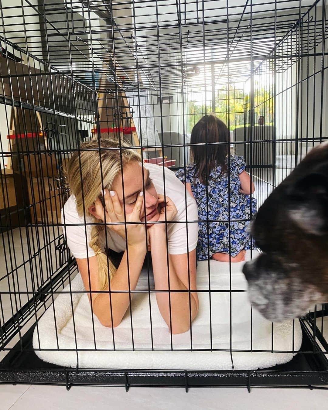 ケイト・アプトンのインスタグラム：「Follow me for more parenting hacks」