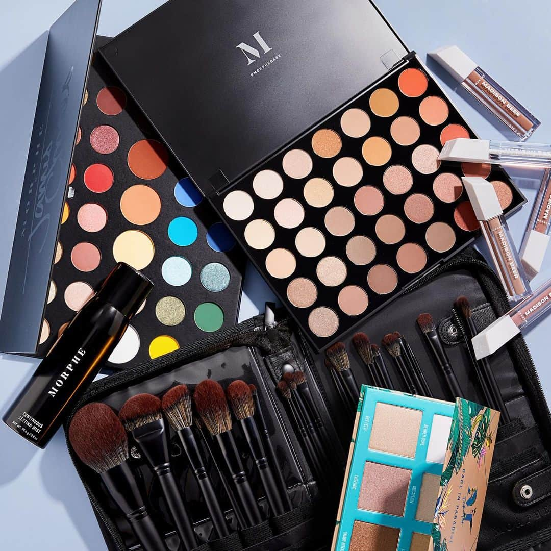 ipsyさんのインスタグラム写真 - (ipsyInstagram)「🎨 @morphebrushes GIVEAWAY! 🎨 Pro brushes, limited-edition palettes, and everything you need to shine—now’s your chance to take home this star-studded haul (valued at $223). Here’s how to enter to win:  1. Follow @ipsy and @morphebrushes 2. Like this post 3. Tag 3 friends  4. Use #IPSY and #GIVEAWAY Deadline to enter is 2/2/21 at 11:59 p.m. PST and the winner will be announced by 2/28/21. ⁠To enter this giveaway, you must be 18 years old or older and a resident of the U.S. or Canada (excluding the Province of Quebec). By posting your comment with these hashtags, you agree to be bound by the terms of the Official Giveaway Rules at www.ipsy.com/contest-terms. This giveaway is in no way sponsored, endorsed or administered by, or associated with, Instagram   #cosmetics #beauty #makeup #subscriptionbox #makeupsubscription #beautytips #beautyhacks #beautyobsessed #beautycommunity #beautybox #makeuplooks #ipsymakeup #selflove #selfcare #ipsyglambag #giveaway #giveaways #contest #win」1月31日 4時55分 - ipsy