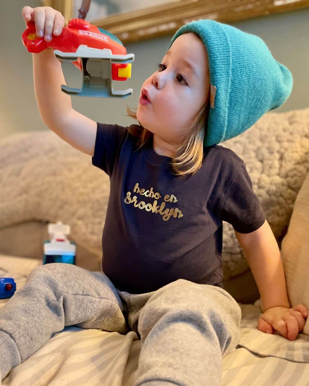 ブルックリンインダストリーズのインスタグラム：「Declan is back in the Hecho en Brooklyn Toddler T-shirt. Last day to save an extra 25% on all sale items! #brooklynindustries #liveworkcreate #brooklynbabies #brooklynkids」