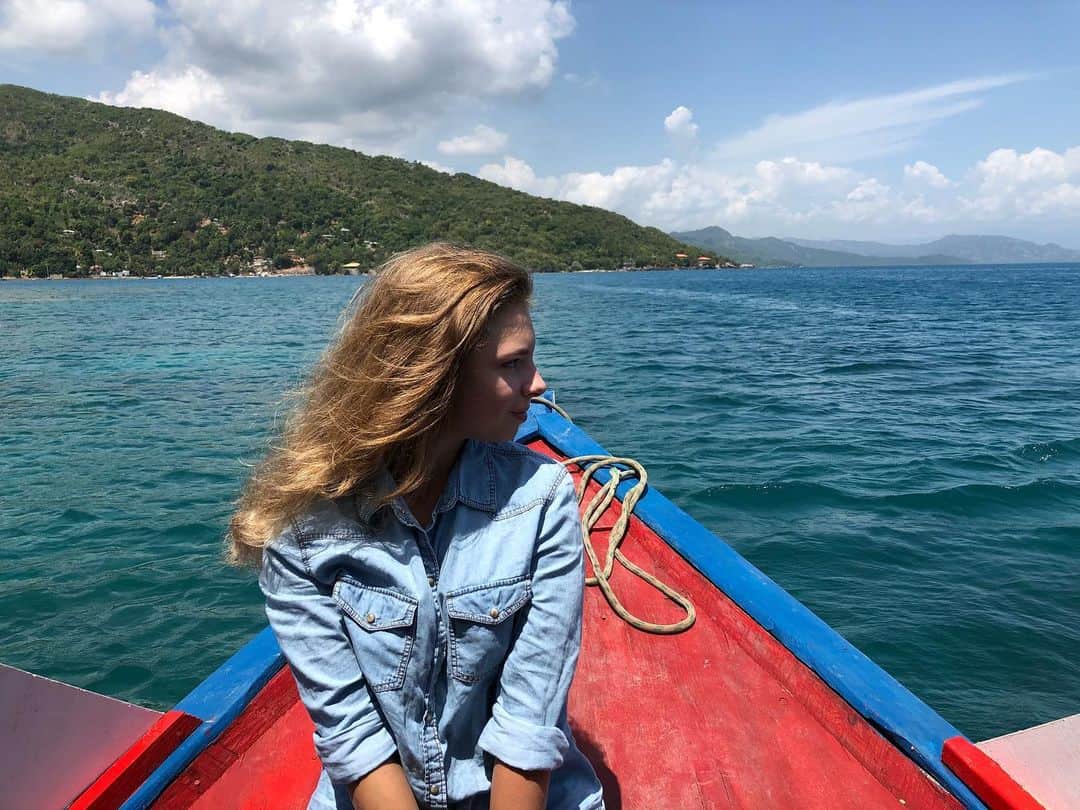 イワン・ビッチのインスタグラム：「Vacation style job...」