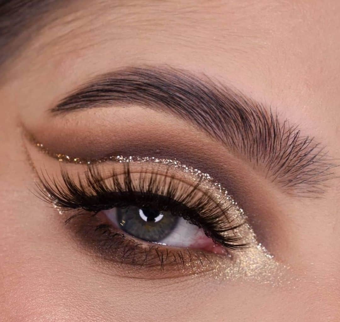 Benefit Cosmetics UKさんのインスタグラム写真 - (Benefit Cosmetics UKInstagram)「Precisely, My Brow pencil + Goof Proof brow pencil + soap = the ultimate laminated look brow 🙌  📸 @natalie_strohschein  #benefitbrows #preciselymybrowpencil」1月31日 17時00分 - benefitcosmeticsuk