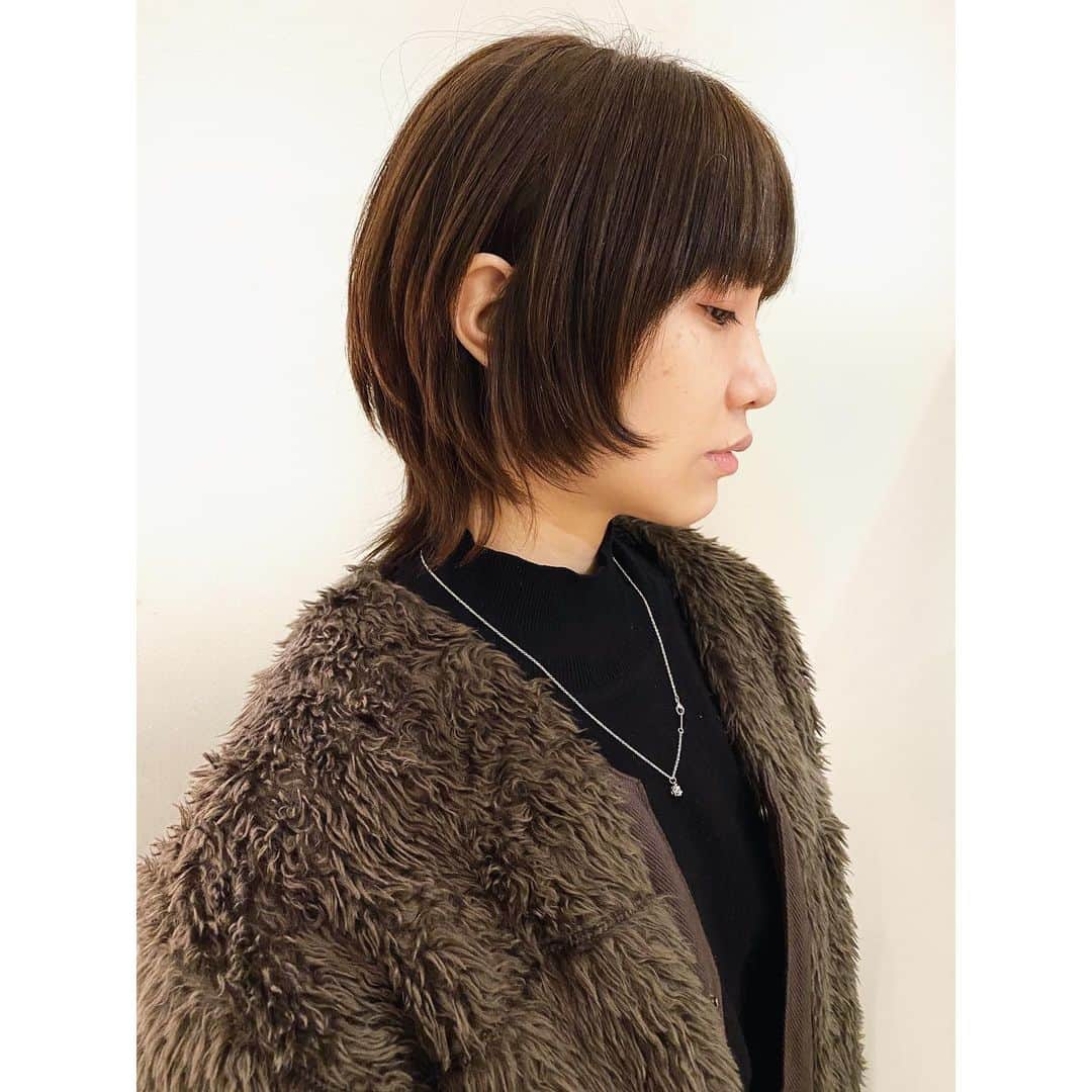 veticaさんのインスタグラム写真 - (veticaInstagram)「▼ vetica guest hair▼ 乾かすだけでスタイリングOKなゆったりしたマッシュウルフ⛄️  hair 福江　@akkooodasu   #vetica #tokyo #harajuku #ladies #beauty #hair #cut #color」1月31日 8時48分 - veticatokyo