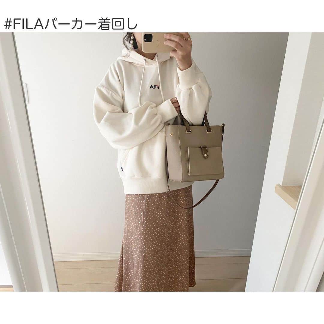 nanaのインスタグラム：「* お気に入りパーカーを手持ちアイテムで着回し🥰 * このパーカーがかわいすぎてよく着てます！ すごく合わせやすい✨ * アイテム詳細は3枚目にまとめました🥺🙏🏻 * * * @grl_official #grl #grl購入品 #グレイル #着回しコーデ」