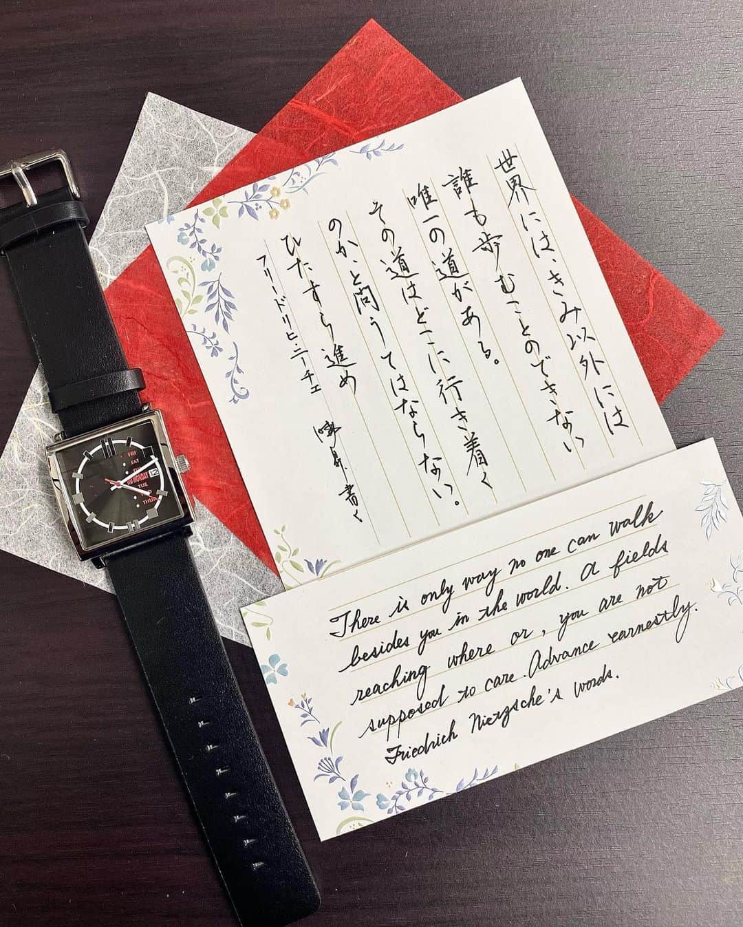 鈴木暁昇のインスタグラム：「* ◆ NO MONDAY×ニーチェ * ひたすら進め・・・と 不安でしかない日々に勇気の出る言葉。 * There is only way no one can walk besides you in the world.A field’s reaching where or, you aren’t supposed to care.Advance earnestly. ※I'm sorry for poor English * *** *** *** *** *** * ◆NO MONDAYのご紹介✨ * 「Toward a long-awaited weekend..」がコンセプトです。新しい1週間が始まろうとする朝。『NOMonday』を身につけると これからの毎日が楽しくなりそうな予感がするステキなデザインです✨ * クーポンコードは、 『gyousau98』 コード使用で✨10パーセントオフ✨になります。 * ☞ NOMonday公式サイトは下記のInstagramから簡単に飛べます。素敵な時計ばかりですので是非のぞいてみて下さい。 @nomonday_jp  * #nomonday#ノーマンデー#腕時計#時計#手元倶楽部 #書道 #鈴木曉昇 #和 #wabisabi #calligraphy #筆文字 #artistic #beautiful #chinesecalligraphy #墨 #sumi #書法 #japan #手書き #美文字 #手書きツイート #オリンピック #Olympic #japaneseculture #日本 #chineseculture #書道パフォーマンス」