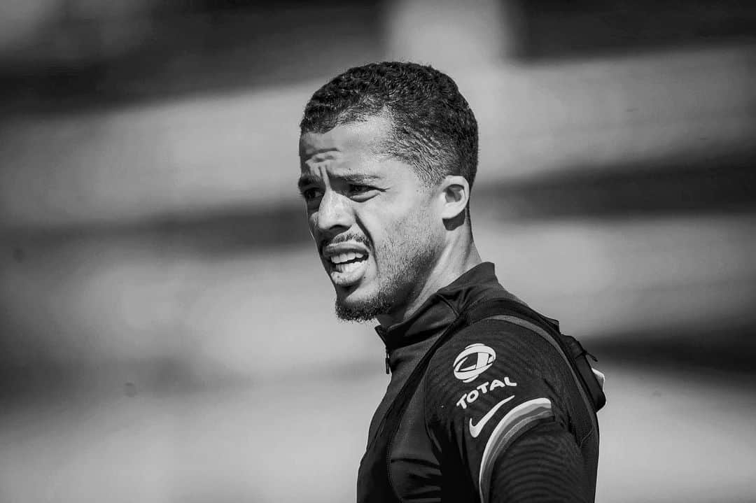 ジョバニ・ドス・サントスさんのインスタグラム (ジョバニ・ドス・サントスoficialgio)