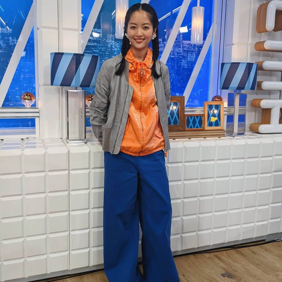 ハヤカワ五味のインスタグラム：「先日のアベプラは太陽って感じだった☀  服 @european_culture ピアス @mellowbyayakamori」