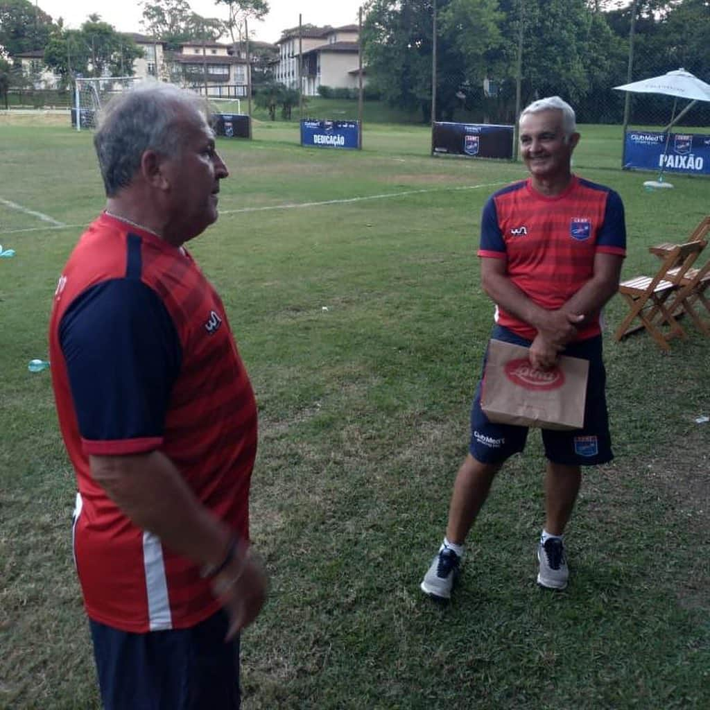 ジーコさんのインスタグラム写真 - (ジーコInstagram)「Nossa clinica de futebol no Club Med Rio das Pedras com a presença especial de meu amigo e companheiro de tantas conquistas, o grande Tita. Obrigado por nos prestigiar junto a garotada. Foi show.」1月31日 12時43分 - zico