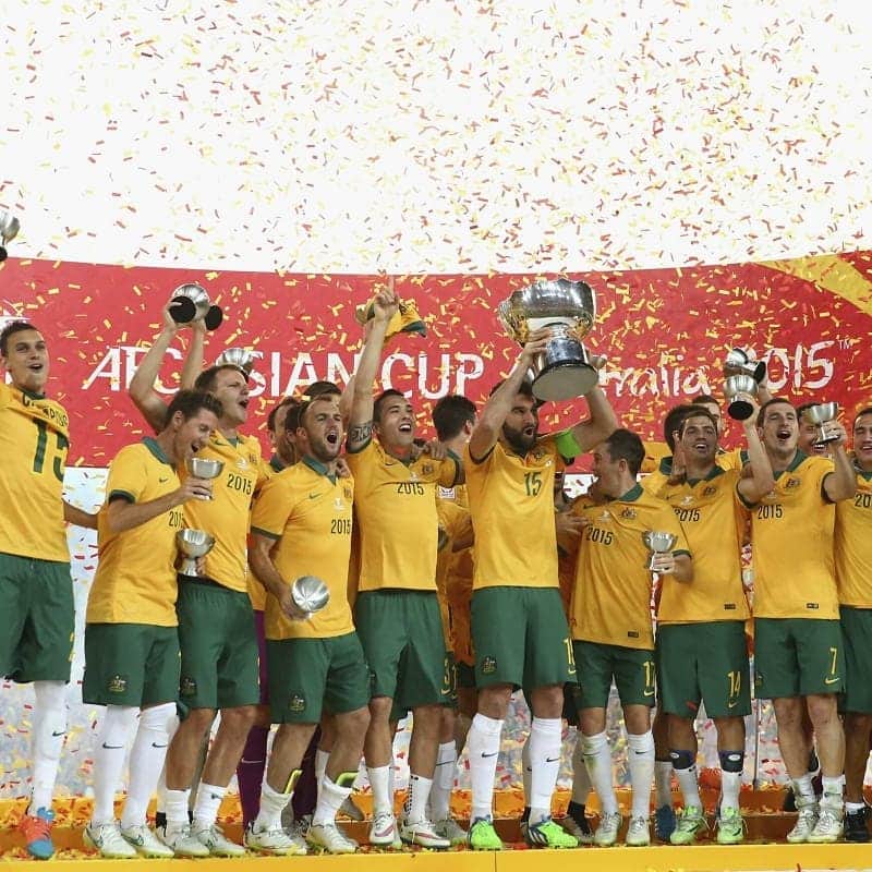 ジェイソン・デイビッドソンのインスタグラム：「6 years ago today 🇦🇺🏆#asiancup2015」