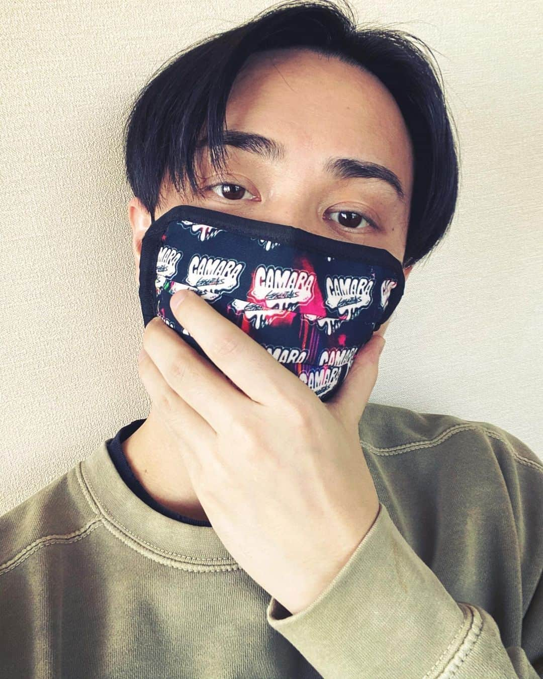 鈴木達央さんのインスタグラム写真 - (鈴木達央Instagram)「さて。髭は有るのでしょうか？🥸  #oldcodex」1月31日 13時53分 - ta2hisa_suzuki