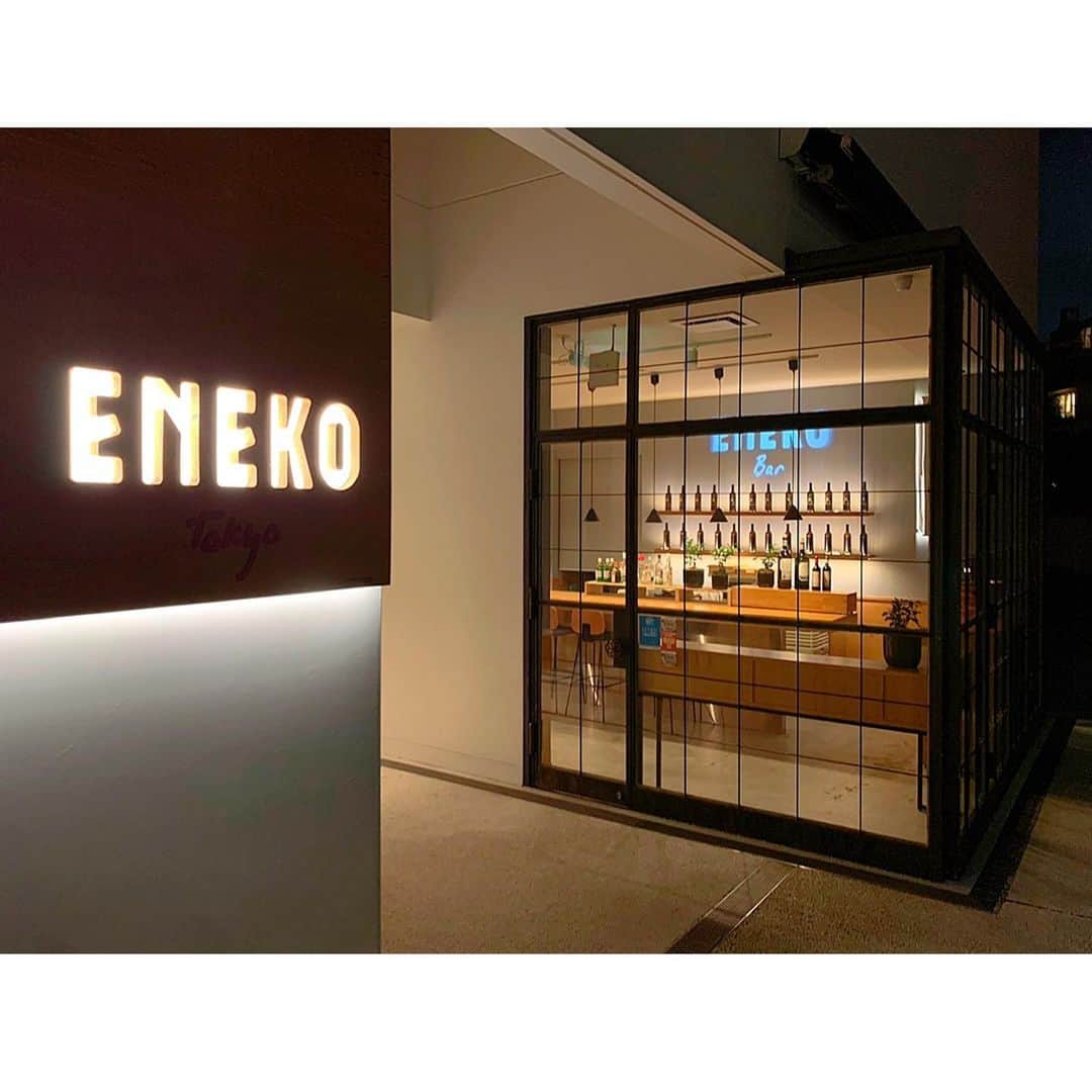 百合華さんのインスタグラム写真 - (百合華Instagram)「東京西麻布にあるスペイン料理のお店『ENEKO Tokyo』にてディナータイム②🍽💕  バスク地方の都市ビルバオ郊外にあるミシュラン三つ星レストラン『アスルメンディ』によるアジア初出店となるエンタメ性の高いバスクガストロノミー料理を頂きました✨  名物の「卵トリュフ」は日本人も虜になっちゃう魔性のペアリング料理💖  食後のデザートタイムまで素敵なパフォーマンスで愉しませてくださり、百合譁の人生でまだ未上陸なバスクの味を堪能出来る素敵なレストランで御座いました🥰  #japan #日本 #tokyo #東京 #西麻布 #spanish  #スペイン料理 #バスク地方 #ガストロノミー #michelin3stars  #ミシュラン三つ星 #アジア初出店 #日本初上陸 #新鮮魚介類 #dinner #dinnertime #ディナータイム #芸術的 #エンタメ性抜群 #美食 #美食家」1月31日 14時20分 - yurika.lovelily