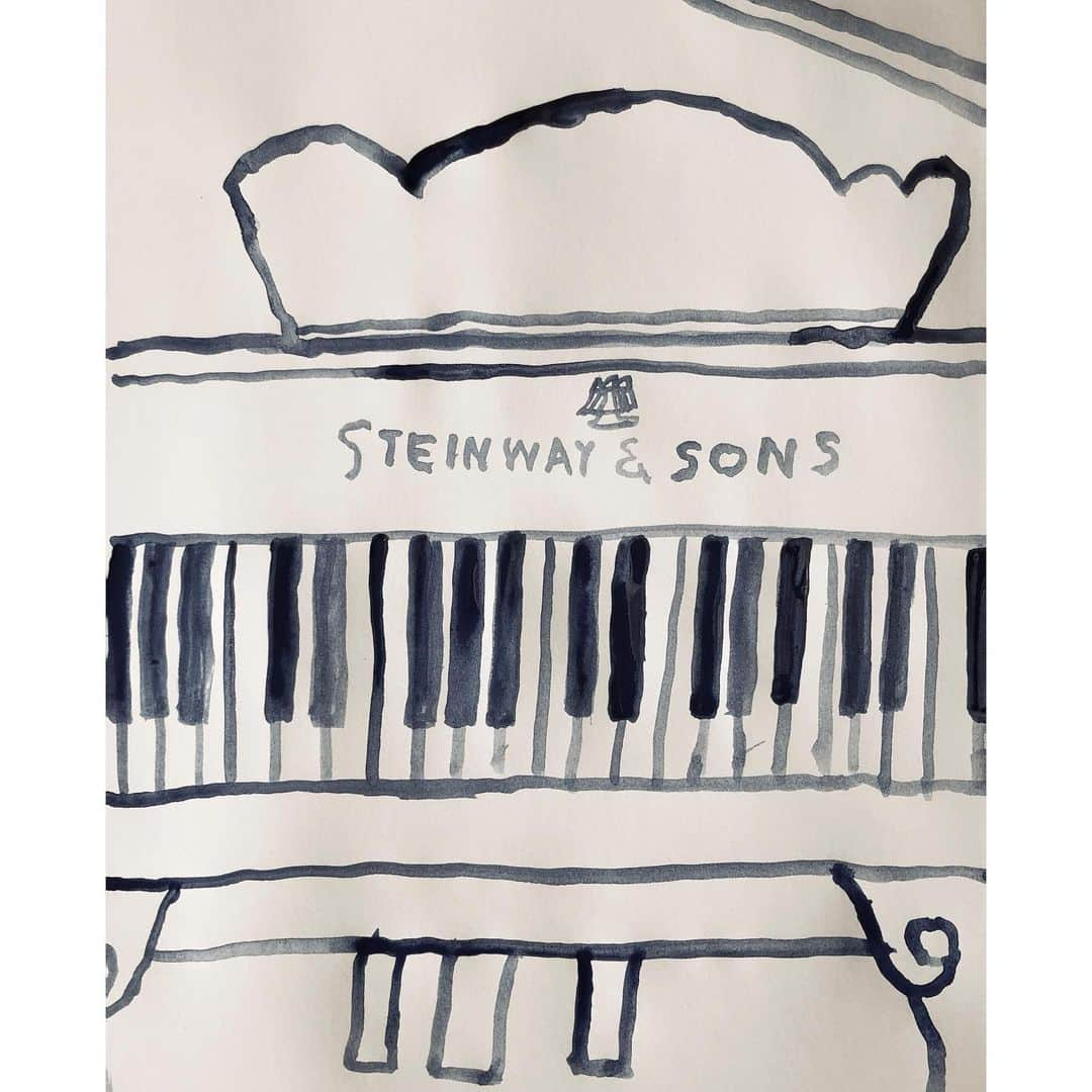 Mogu Takahashiのインスタグラム：「Play something, please? #mogutakahashi #steinwayandsons」