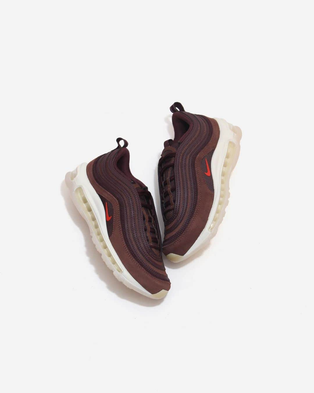 A+Sのインスタグラム：「2021. 2. 1 (mon) in store  ■NIKE WMNS AIR MAX 97 SE COLOR : AUNA BROWN SIZE : 22.5cm - 25.0cm PRICE : ¥19,000 (+TAX)  カフェカルチャーののんびりとした雰囲気からインスピレーションを得て作られたカフェラテパック。豊かで温かみのあるラテがカラーベースになったAIR MAX 97です。  A cafe latte pack inspired by the laid-back atmosphere of cafe culture. The AIR MAX 97 is a color-based color-based latte with a rich and warm atmosphere.   #a_and_s #NIKE #NIKEAIRMAX #NIKEAIRMAX97 #NIKECAFFELATTEPACK」
