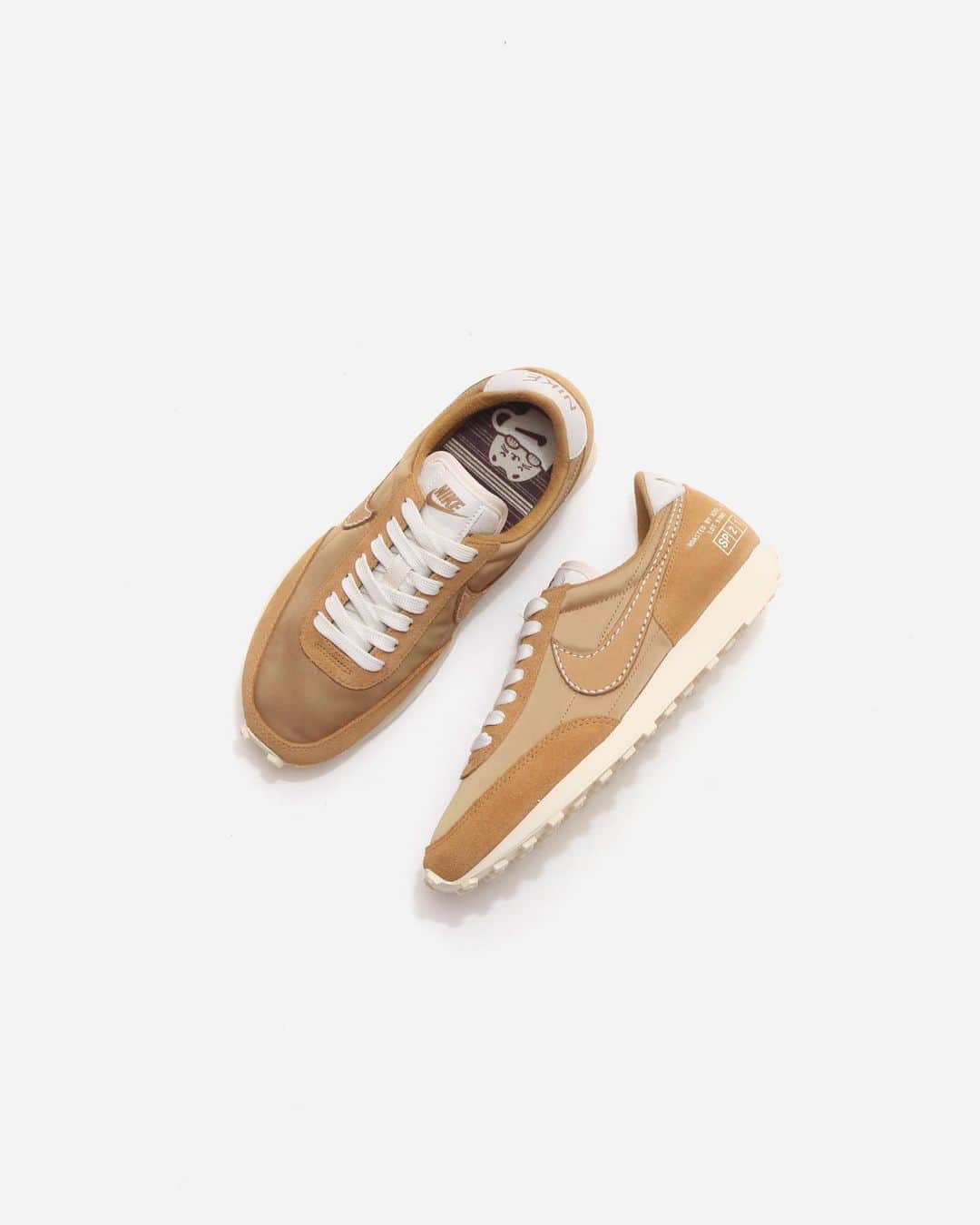 A+Sのインスタグラム：「2021. 2. 1 (mon) in store  ■ NIKE WMNS DBREAK COLOR : WHEAT/PALE IVORY SIZE : 22.0cm - 25.0cm PRICE : ¥12,000 (+TAX)  カフェカルチャーののんびりとした雰囲気からインスピレーションを得て作られたカフェラテパック。モカの様な豊かで落ち着きのあるカラーになります。ワイズもすっきりと大人な雰囲気がありボトムスを選ばない優れた一足です。  A cafe latte pack inspired by the laid-back atmosphere of cafe culture. It will be a rich and calm color like mocha. Wise is also a neat and mature atmosphere, and it is an excellent pair that does not choose bottoms.  #a_and_s #NIKE #NIKEDBREAK #NIKEWMNSDBREAK #NIKECAFFELATTEPACK」