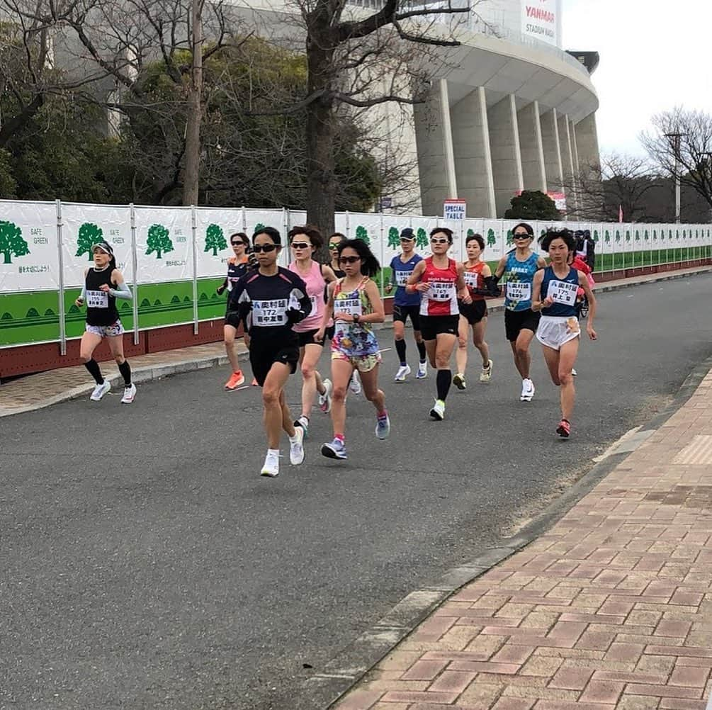 日本陸上競技連盟さんのインスタグラム写真 - (日本陸上競技連盟Instagram)「【#大阪国際女子マラソン】  第40回大阪国際女子マラソンが無事に終了しました🎊🎊🎊  🏅優勝　#一山麻緒 選手(ワコール)2時間21分11秒　※大会新記録(18年ぶりの更新)  🥈第2位　#前田穂南 選手（天満屋）2時間23分30秒　※自己ベスト  🥉第3位　#阿部有香里 選手（しまむら）2時間24分41秒　※自己ベスト  ✨第4位　#上杉真穂 選手（スターツ）　2時間24分52秒　※自己ベスト  ✨第5位　#萩原歩美 選手（豊田自動織機）2時間26分15秒　※初マラソン  ✅大会情報💁‍♀️ https://www.jaaf.or.jp/competition/detail/1499/  ✅レース速報💁‍♀️ https://www.ktv.jp/marathon_board21/index.html  #JAAF #陸上 #マラソン」1月31日 15時17分 - jaaf_official